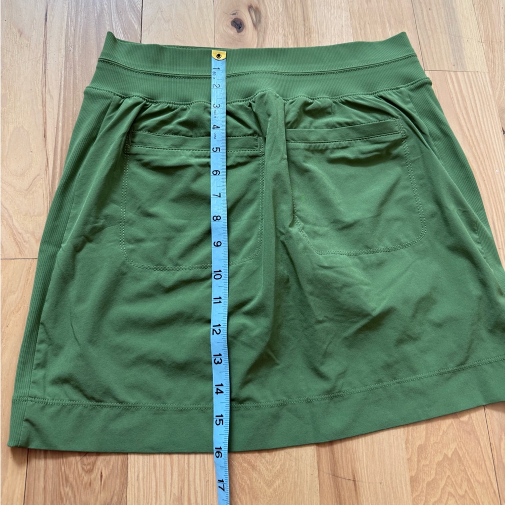 Athleta 2024 Brooklyn Women's 16" Green Tennis Pickleball Skort Size 4 - Picture 4 of 9